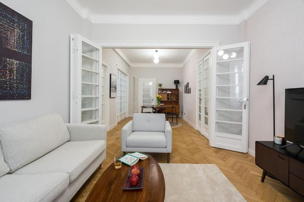Exquisite Art Deco 2Br Apartment Prime Location Bucarest Esterno foto