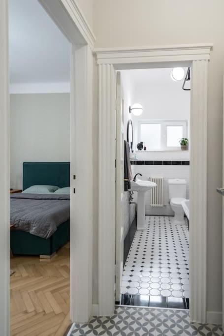 Exquisite Art Deco 2Br Apartment Prime Location Bucarest Esterno foto