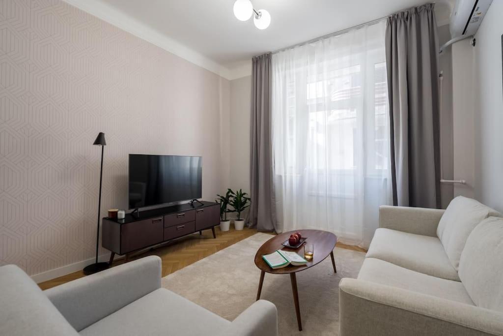 Exquisite Art Deco 2Br Apartment Prime Location Bucarest Esterno foto