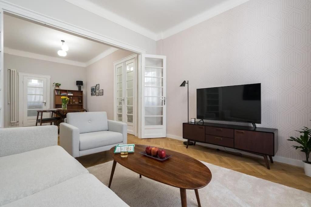Exquisite Art Deco 2Br Apartment Prime Location Bucarest Esterno foto