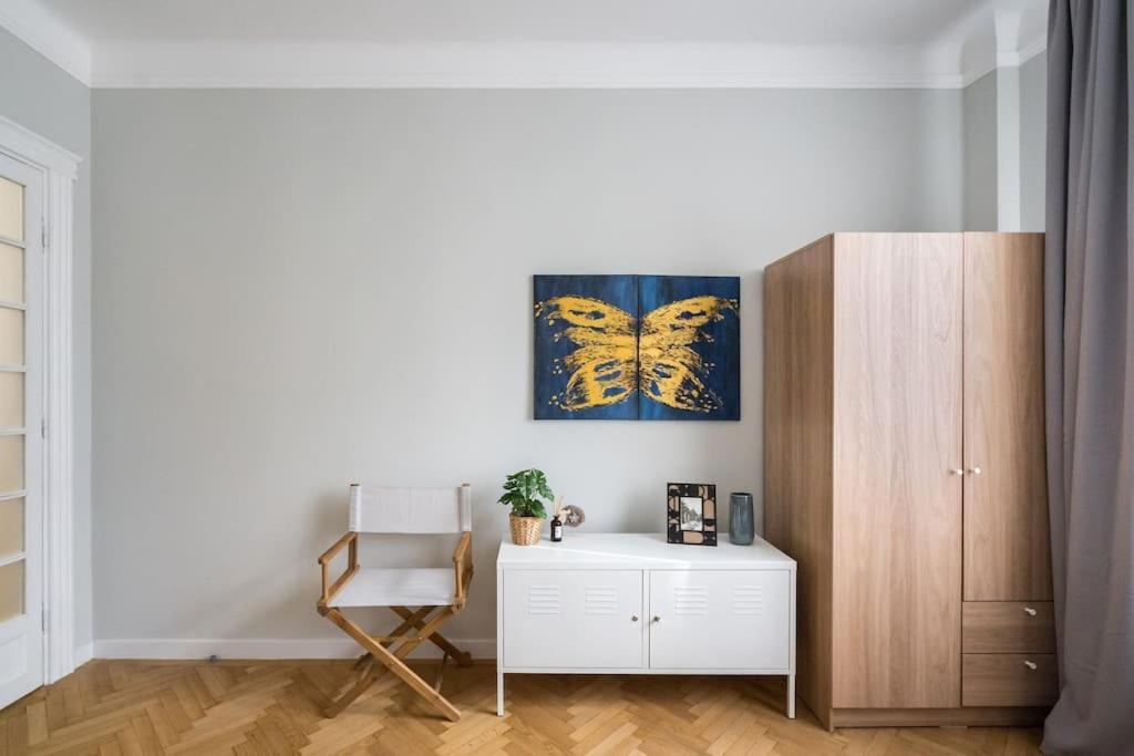 Exquisite Art Deco 2Br Apartment Prime Location Bucarest Esterno foto