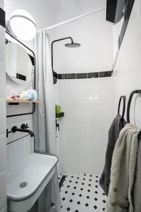 Exquisite Art Deco 2Br Apartment Prime Location Bucarest Esterno foto