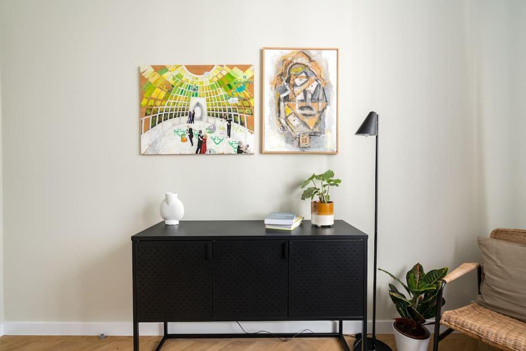 Exquisite Art Deco 2Br Apartment Prime Location Bucarest Esterno foto